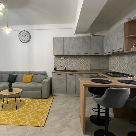 Lazar Nest Apartment - Palas Center Iasi Exterior foto